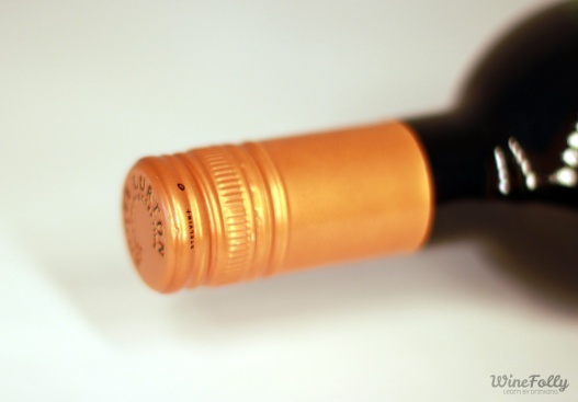 stelvin-screw-cap-alternative-wine-closure